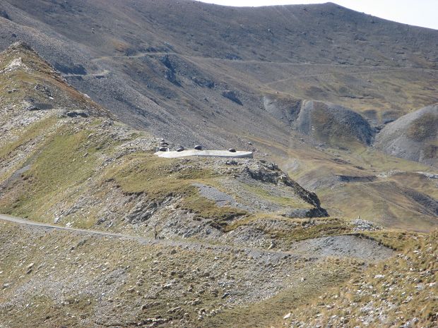 cliquez ici pour voir l'image (IMG_8747_casemate a g du col de raspaillon.jpg)